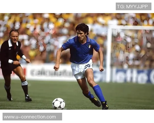 水晶足球明星盘点：那些闪耀绿茵场的传奇球员与他们的辉煌成就